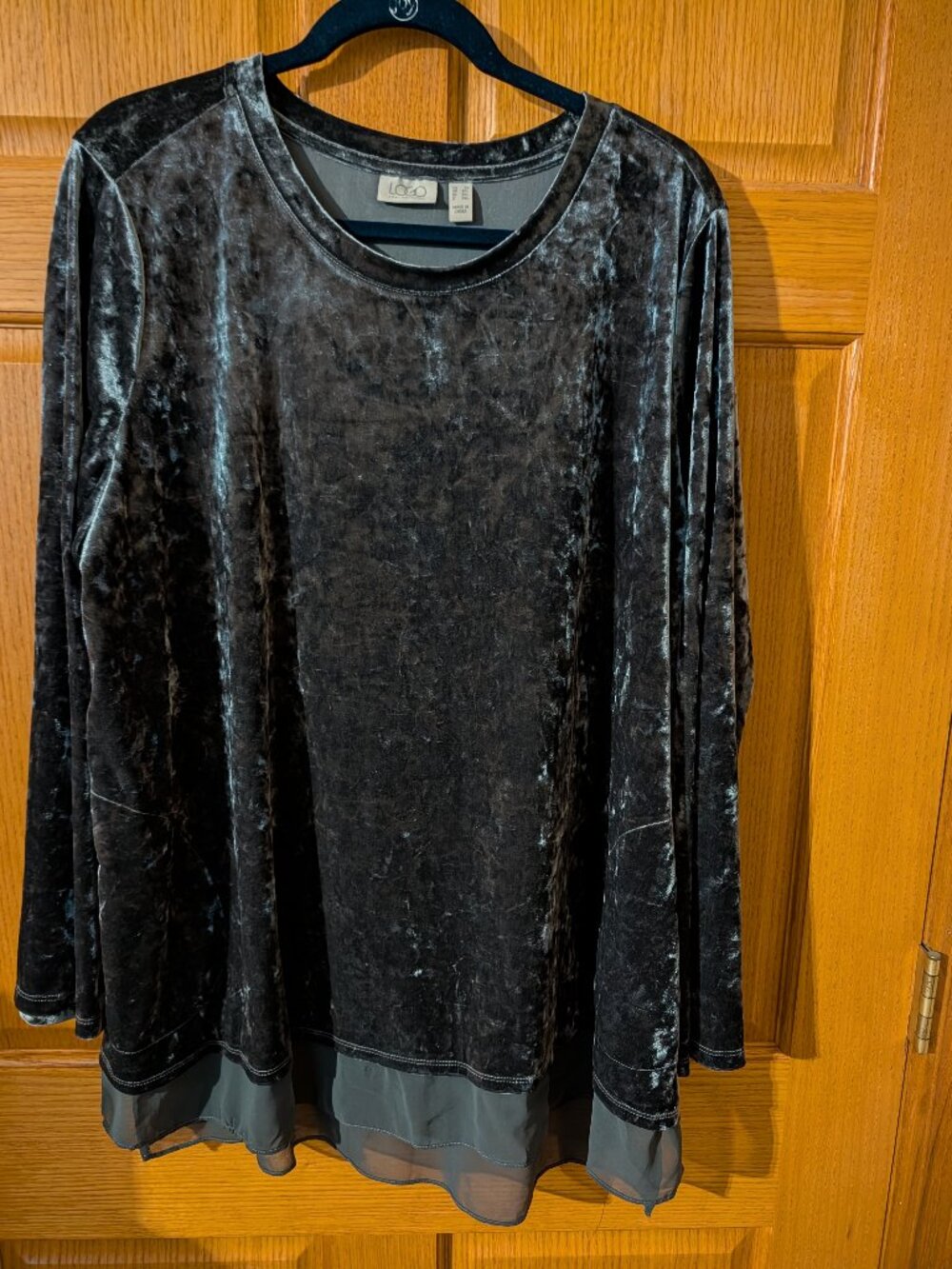 LOGO by Lori Goldstein Velvet Top Smoked